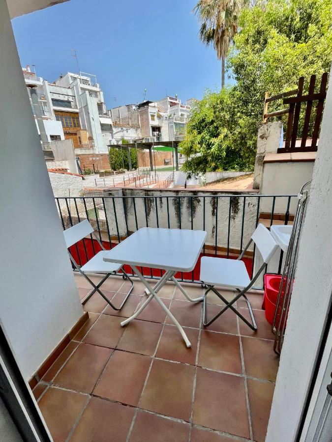 Sant Pau Beach Home With Terrace Sitges Exterior photo